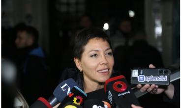 Mayra Mendoza confirmó que Cristina Kirchner no podrá salir al balcón para saludar a la militancia