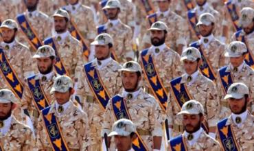 Irán jura que dará a Estados Unidos "una lección histórica" e insulta a Donald Trump