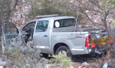  Una camioneta de Vialidad Nacional derrapó por hielo y terminó en la banquina en Nonogasta