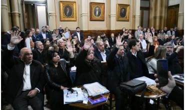 Senado: sin el oficialismo, la oposición dictaminó y lleva al recinto los proyectos previsionales y la emergencia en discapacidad