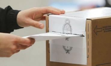 El gobernador Quintela firmó el decreto llamando a elecciones para diputados provinciales el 26 de octubre. Será “concurrente” con la elección nacional