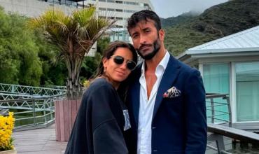 Cinthia Fernández y Roberto Castillo se comprometieron en Brasil