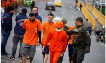 Ecuador deportó a más de 800 presos colombianos en un operativo que tensó la relación entre los gobiernos de Noboa y Petro