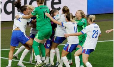 Inglaterra le ganó por penales a España y se coronó campeón de la Euro femenina 2025