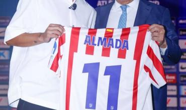 Thiago Almada fue presentado oficialmente como nuevo jugador del Atlético de Madrid