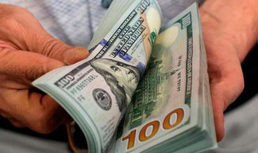 El dólar sube 25 pesos y alcanza su precio máximo desde la salida del cepo