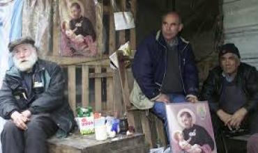 Los fieles comenzaron la vigilia frente al santuario de San Cayetano