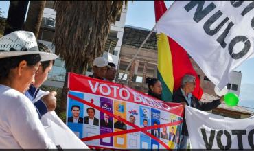 Elecciones en Bolivia: Evo Morales hace campaña por el voto nulo para frenar el avance de la derecha