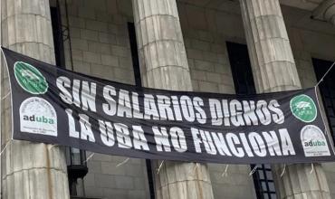 El Gobierno anunció aumentos a docentes universitarios y fondos especiales