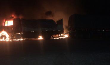 Incendio de camión en Ruta Provincial N° 5