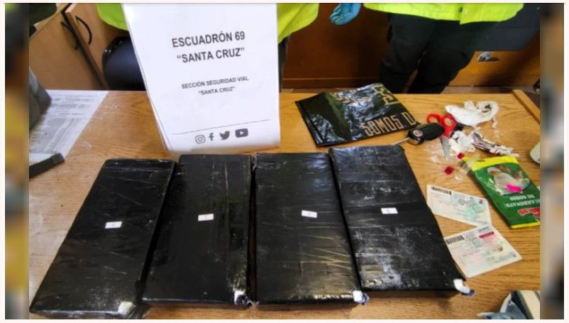 Del otro lado del mostrador: el exgendarme que llevaba 4 kilos de cocaína en una mochila