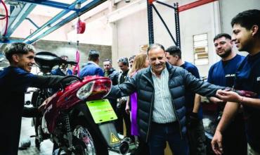 Chamical: Quintela inauguró la ampliación de la planta LEDLar