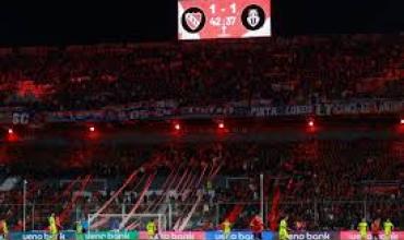 Un hincha de Independiente que vivía en Chile sufrió amenazas y tuvo que regresar a Argentina con su familia