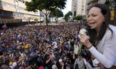 Machado augura poco tiempo en el poder para Maduro