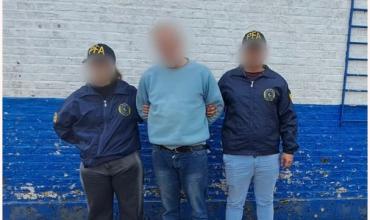 Detuvieron a un hombre de 61 años por liderar un prostíbulo que explotaba mujeres