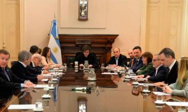 Milei se reúne nuevamente con su Gabinete para definir la estrategia tras la derrota electoral