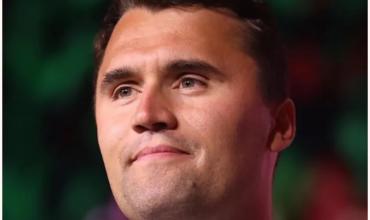 Dispararon al influencer conservador Charlie Kirk en un evento en una universidad de Utah