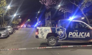 Dos efectivos policiales fallecieron al caer al vacio 