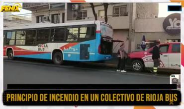 Principio de incendio en un colectivo de Rioja Bus en pleno centro