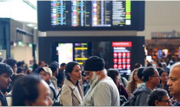 Alerta en Europa: varios de los principales aeropuertos sufrieron un ciberataque