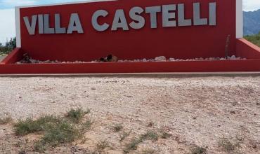Denuncian daños en un vehículo estacionado frente a un colegio en Villa Castelli