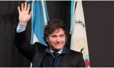 En medio de la crisis de su gobierno, Milei presentará su nuevo libro "La construcción del milagro"