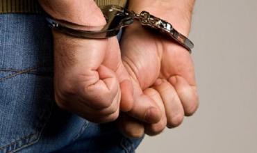 Detuvieron a un joven por robar un celular en el barrio Jardín Residencial