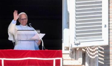 El Papa afirmó que “pueblos enteros se ven aplastados por la violencia“ y evocó la tragedia de Gaza