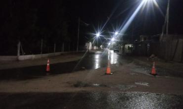 Un poste de alumbrado cayó y obligó a cortar una calle en Chepes