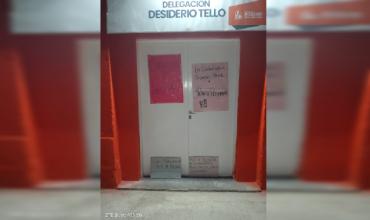 Desiderio Tello: Contratados municipales mantienen protesta frente a la delegación