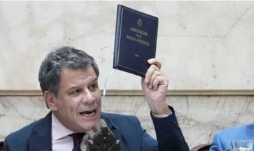 Facundo Manes denunció “un pacto” entre el gobierno y el kirchnerismo