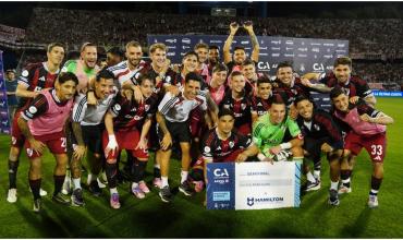 Con un gol de Maxi Salas, River le ganó a Racing y se metió en semis de la Copa Argentina