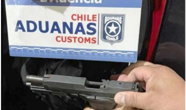 Detuvieron a un policía argentino en la frontera con Chile: el motivo