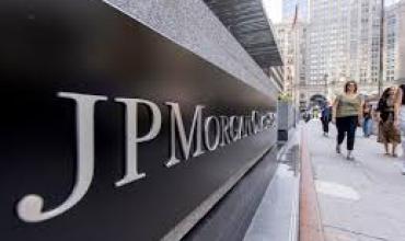 JP Morgan removió a la Argentina de su índice de deuda más riguroso: cómo afecta al dato de riesgo país