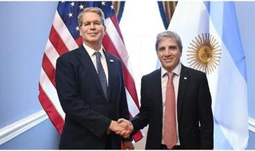 Bessent recibió a Caputo en Washington: “Continuaremos nuestras productivas conversaciones”