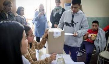 Del millón de jóvenes que vota por primera vez, la mitad son bonaerenses, cordobeses y santafesinos