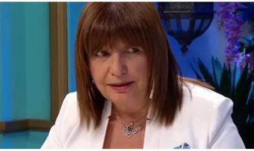 En la mesa de Mirtha Legrand, Patricia Bullrich deslizó un sarcástico comentario sobre el pelo de Javier Milei