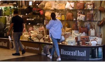 Día de la Madre en crisis: los argentinos compraron menos y a menor precio