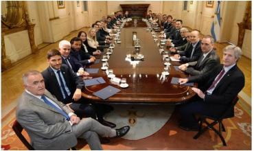 Javier Milei reunió a todo el Gabinete con los gobernadores en busca de una postal de gobernabilidad