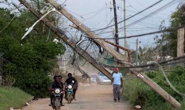Desolación total: el huracán Melissa dejó casi 50 muertos en Haití y Jamaica y avanza hacia Bermudas