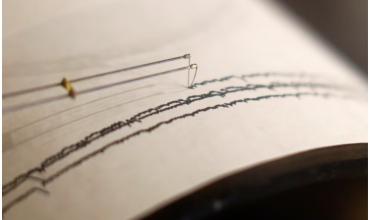 Un poderoso terremoto de magnitud 6.3 sacudió el norte de Afganistán