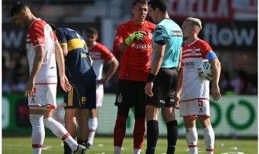Las bombas de Fernando Muslera contra el arbitraje tras la caída de Estudiantes ante Boca: "Es todo muy obvio"