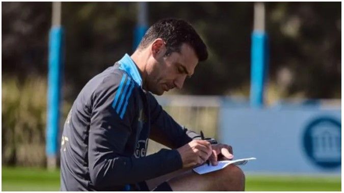 ¡Bombazo! Scaloni convocará a Paredes y Acuña para el amistoso ante Angola: ¿se pierden la última fecha del Clausura?