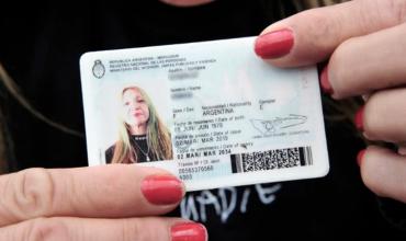 Desde hoy, las personas no binarias podrán elegir "X" en el DNI