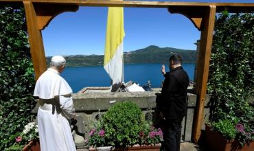 El Papa León XIV celebró su primera misa ecológica y recibió a Zelenski en Castel Gandolfo
