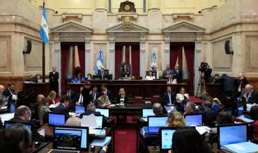 El Senado sesionará este jueves con una agenda que amenaza al gobierno