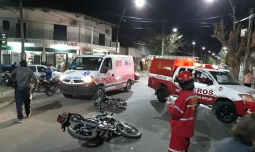 Chocaron dos motos en el barrio Matadero