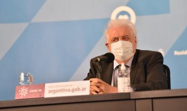 Coronavirus en Argentina: quiénes tendrán prioridad para acceder a la vacuna de la Universidad de Oxford que se producirá en el país