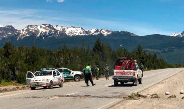 Río Negro: un grupo mapuche atacó con palos a policías y gendarmes en un corte sobre la Ruta 40