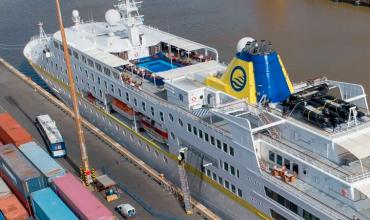 El barco que llegó de África con un caso de coronavirus no fue autorizado a amarrar en Puerto Madryn